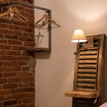 Acini E Rose * Montalenghe