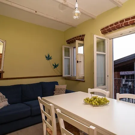 Acini E Rose * Montalenghe